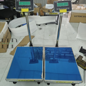 CÂN BÀN CỘT LĂP 4 BÁNH XE DI CHUYỂN , 50×60CM 500KG ,LẮP ĐẦU 8201
